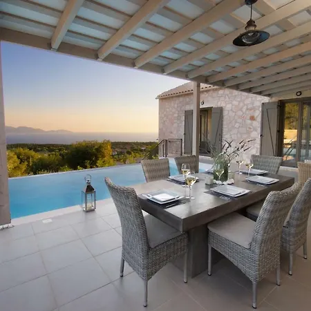 Euphoria Retreat فيلة Mánganos