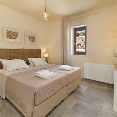 Euphoria Retreat * Manganos