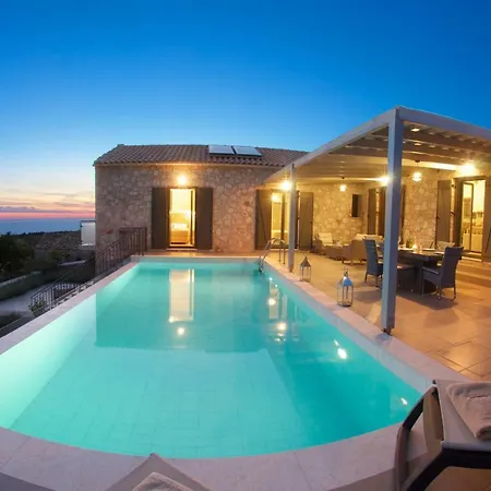 Vilă Euphoria Retreat *